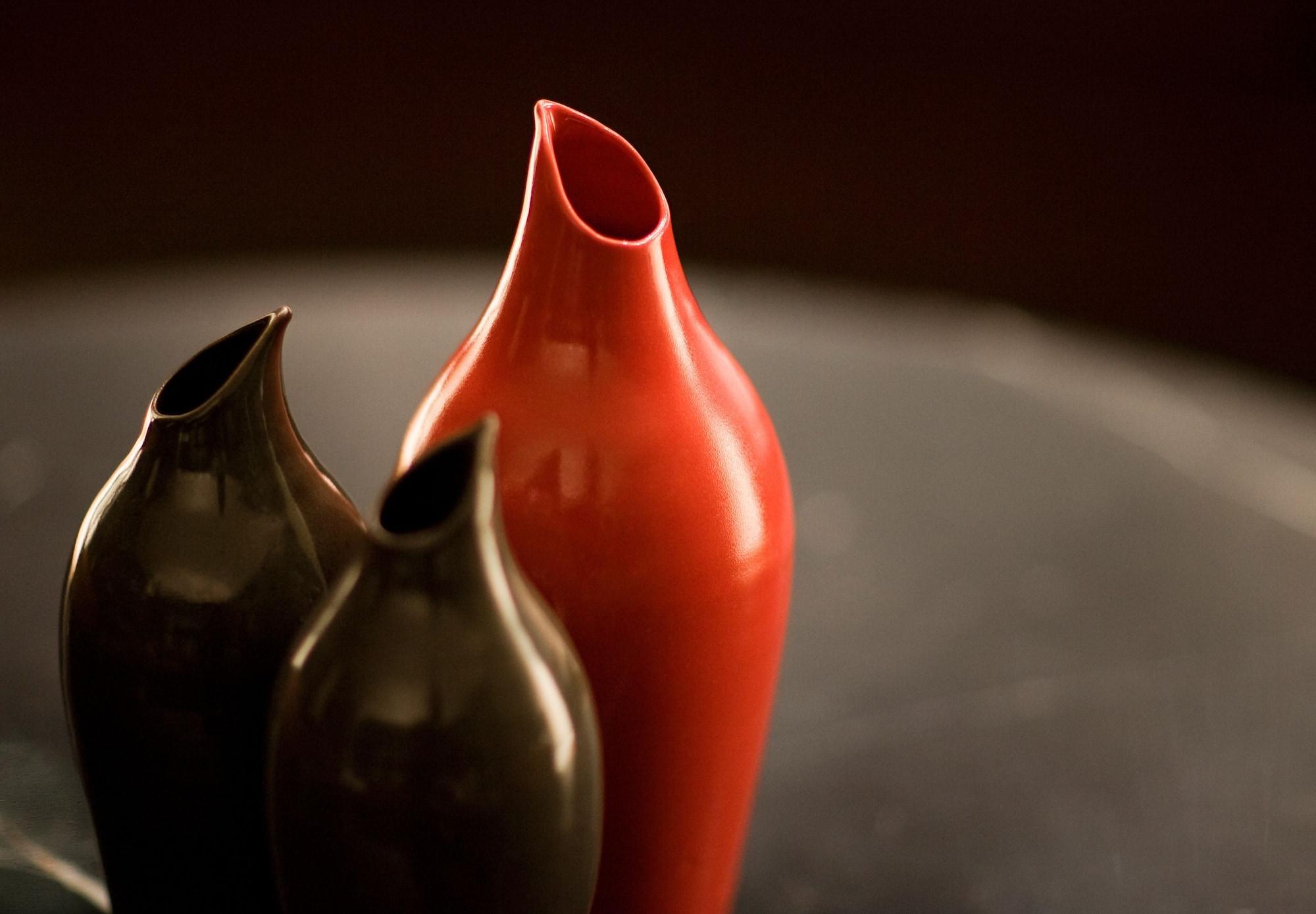 Hotel Realm Kanberra Dış mekan fotoğraf Vases