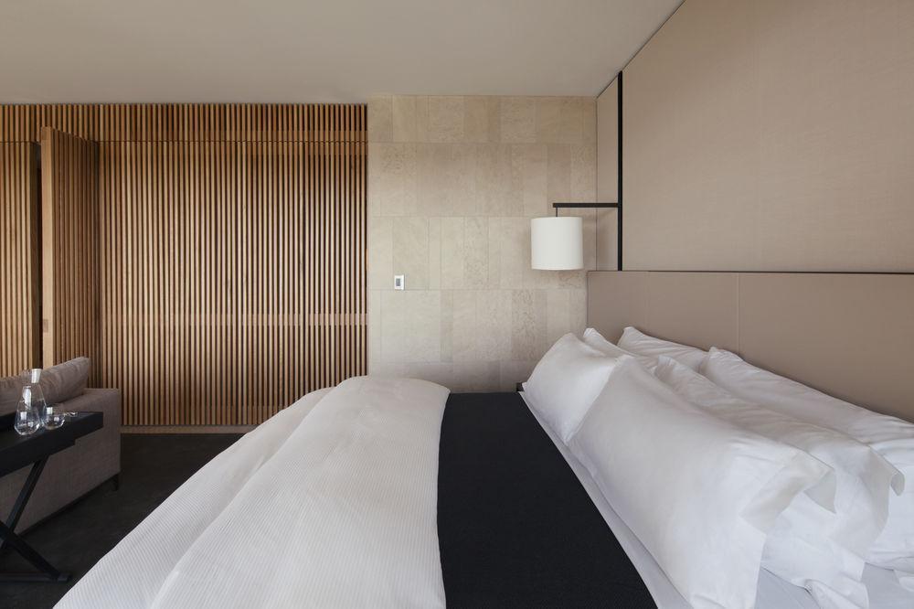 Hotel Realm Kanberra Dış mekan fotoğraf A room at the hotel