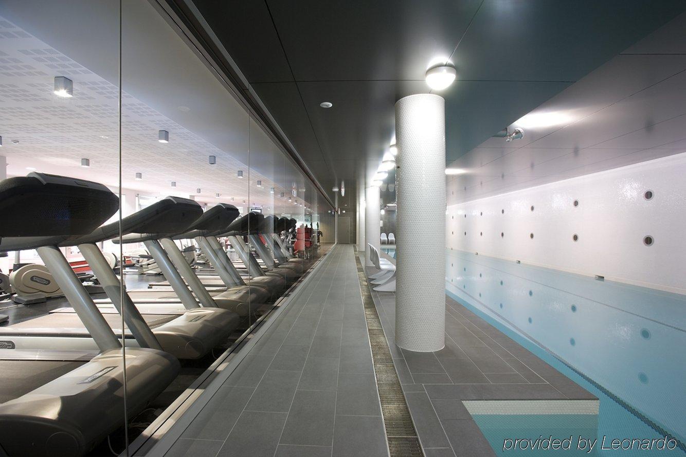 Hotel Realm Kanberra Konforlar fotoğraf The gym at the London Aquatics Centre