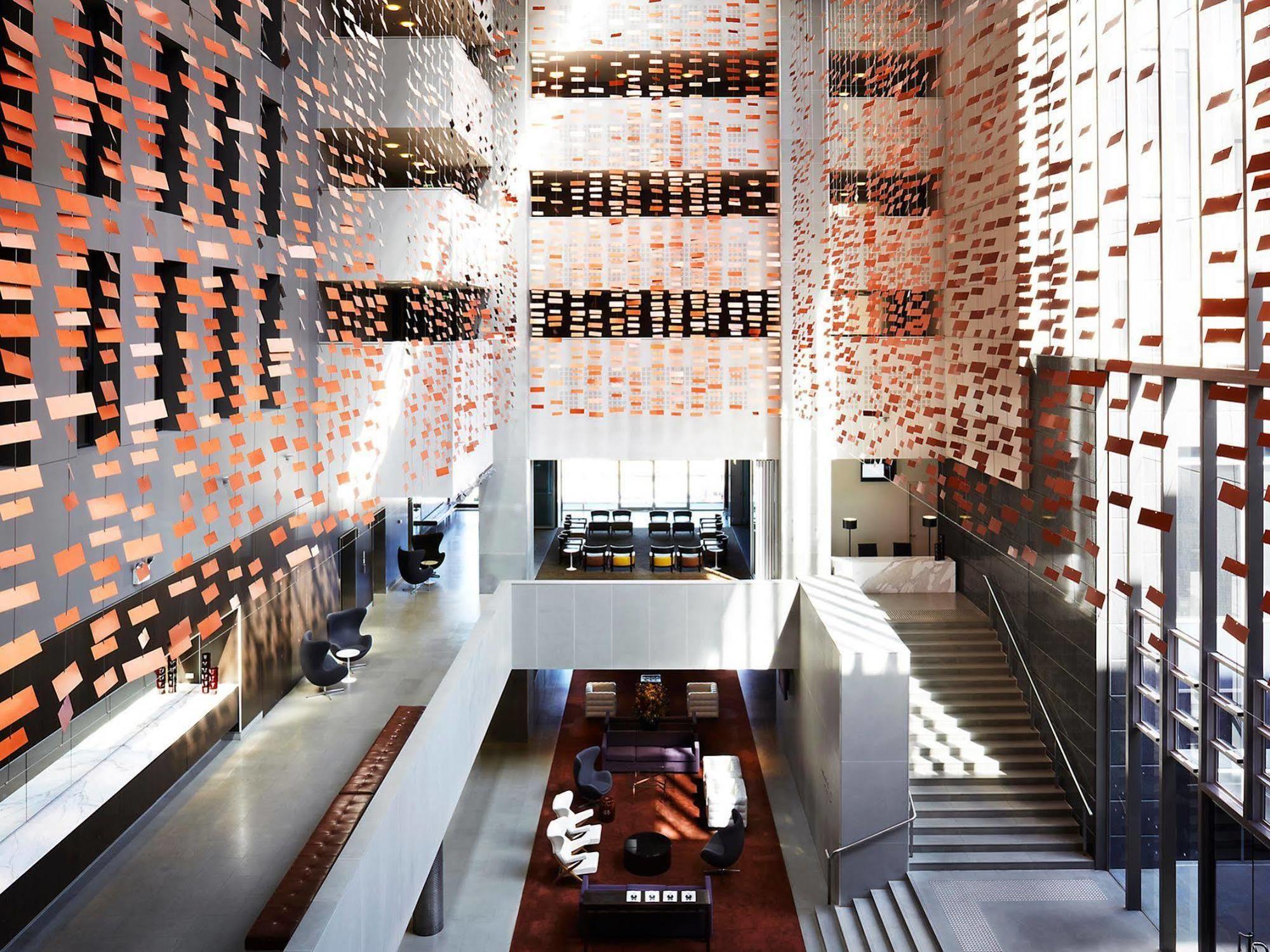Hotel Realm Kanberra Dış mekan fotoğraf Interior of the building